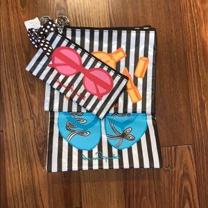 NWT Henri Bendel Go to the Beach Cosmetic Bag trio